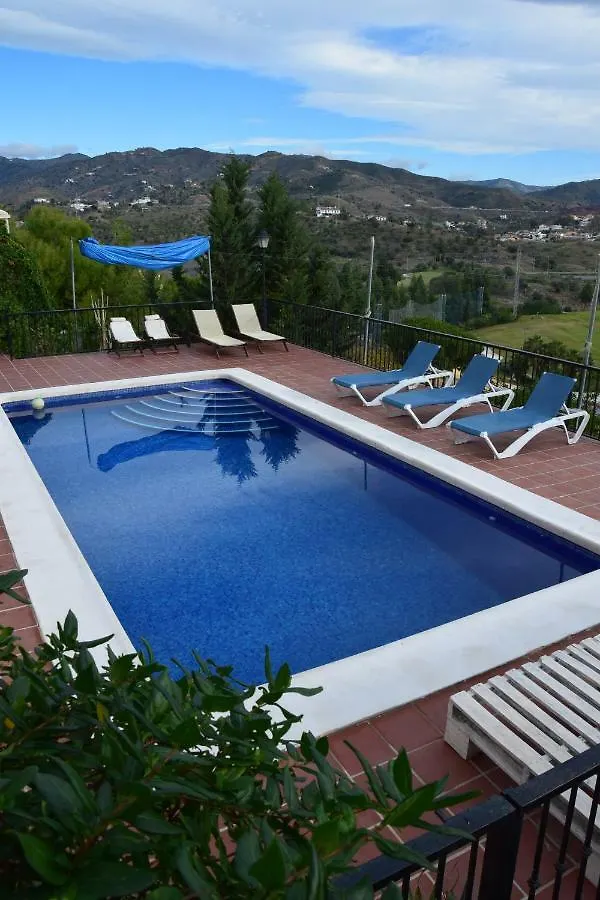 Apartamento-Estudio En Villa Con Piscina Malaga